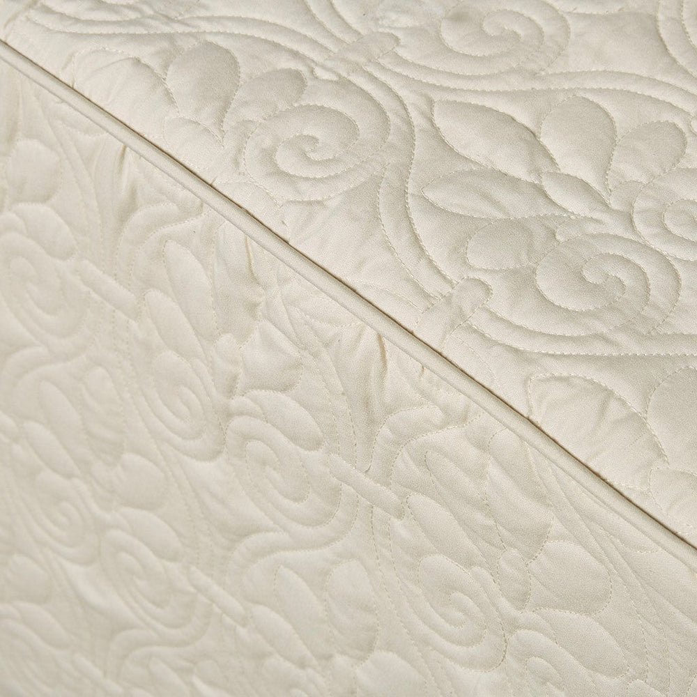 3 Piece Split Corner Pleated Quilted Bedspread Cream Queen Media 13