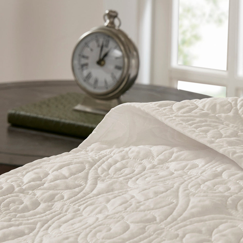 Reversible Bedspread Set Cream Twin Media 4