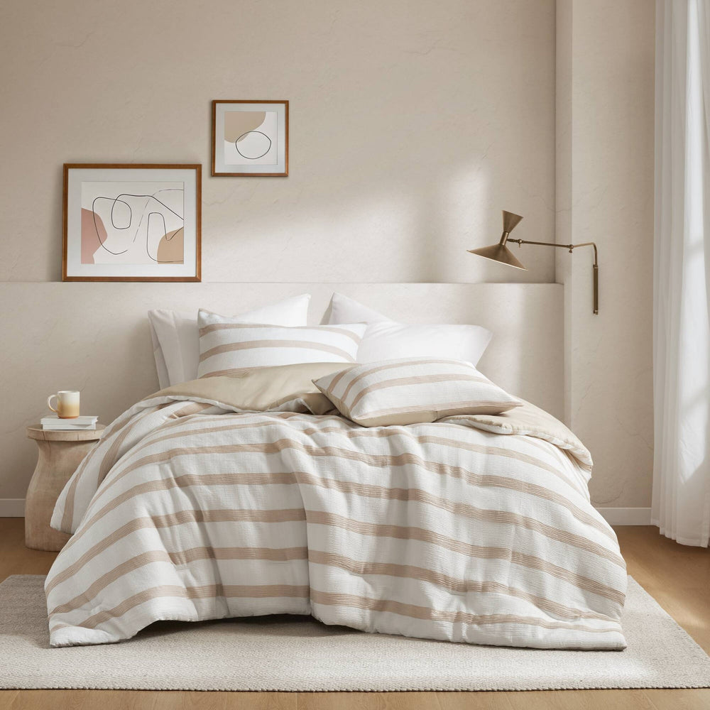 3-Piece King/Cal King Yarn-dyed striped comforter Media 1
