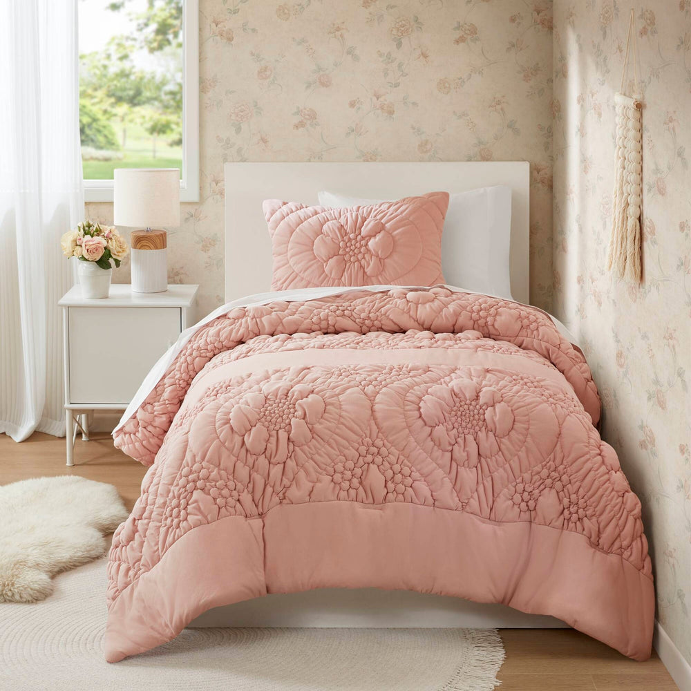 3-Piece Full/Queen Comforter Set,Pink Media 14