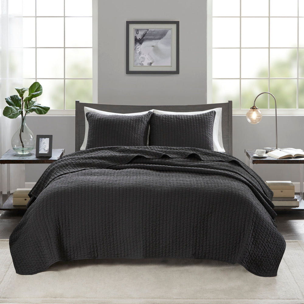 2 Piece Quilt Set Black Twin/Twin XL Media 4