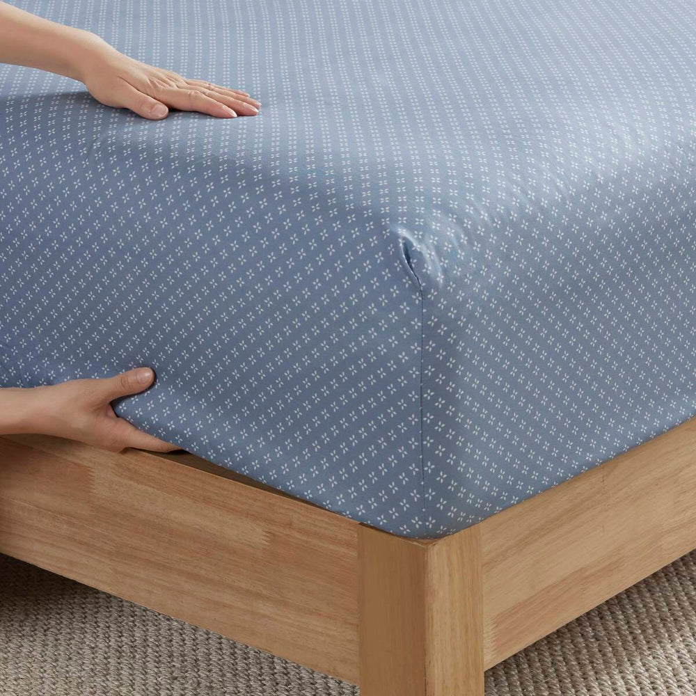 Floral Comforter Set with Bed Sheets Blue Cal King Media 8