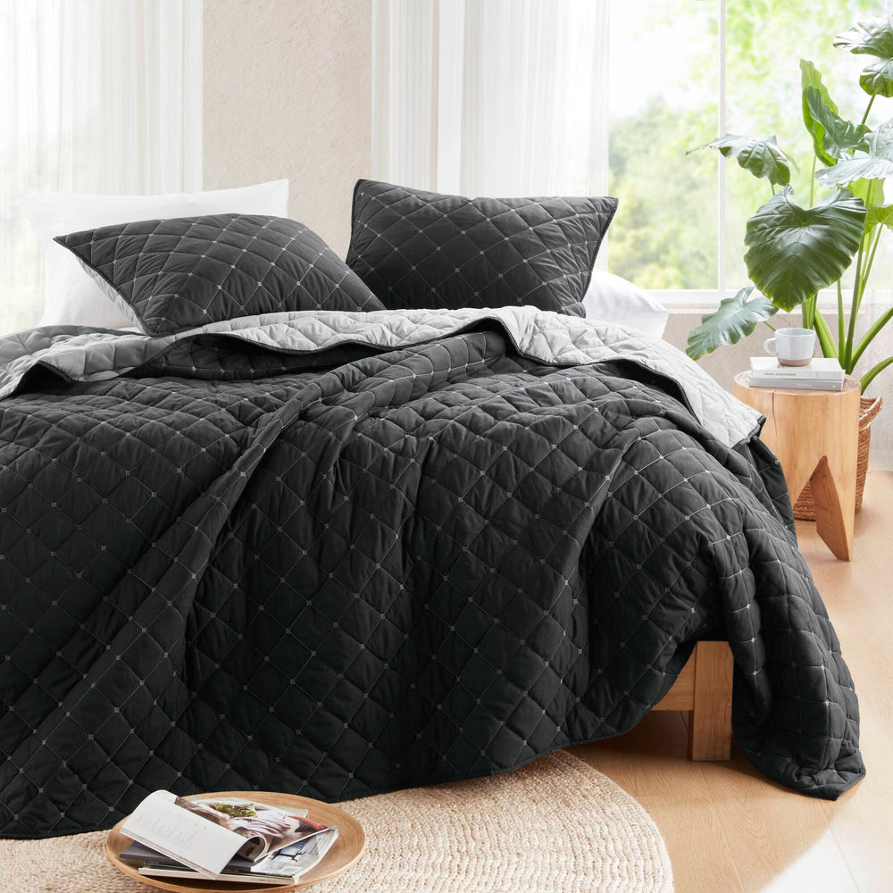7 Piece Stripe Comforter and Quilt Set-King/Cal King Media 7