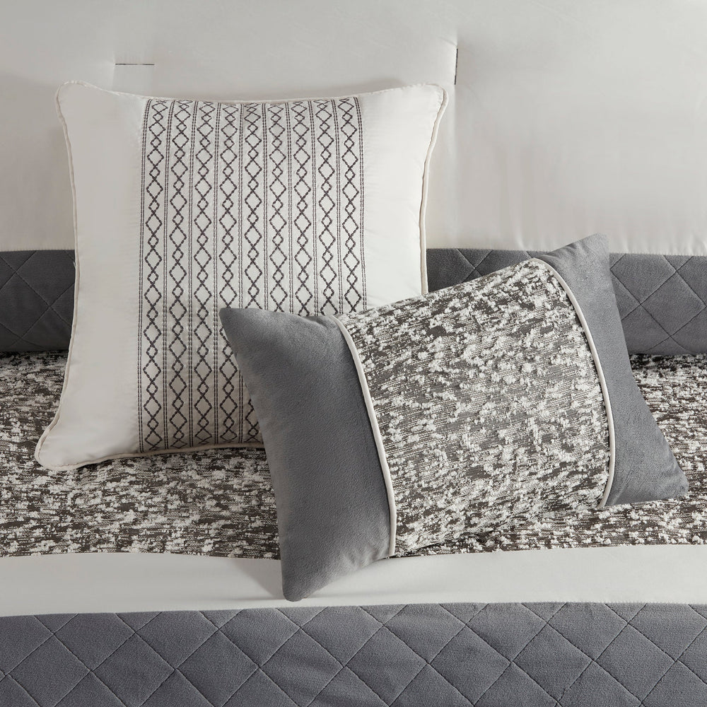 5 Piece Textured Jacquard Stripe Comforter Set with Throw Pillows-King/Cal King Media 7