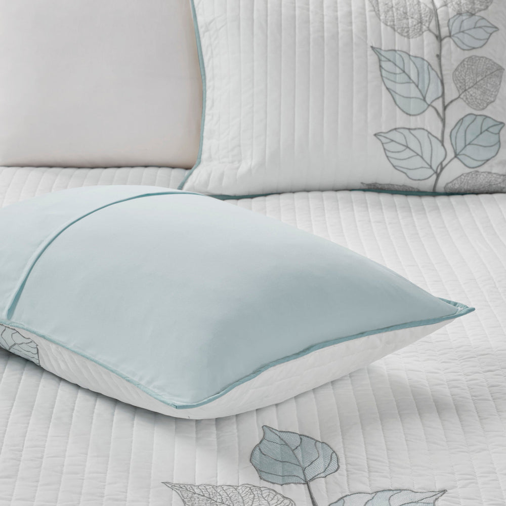 6 Piece Embroidered Quilt Set with Throw Pillows Blue King/Cal King Media 8
