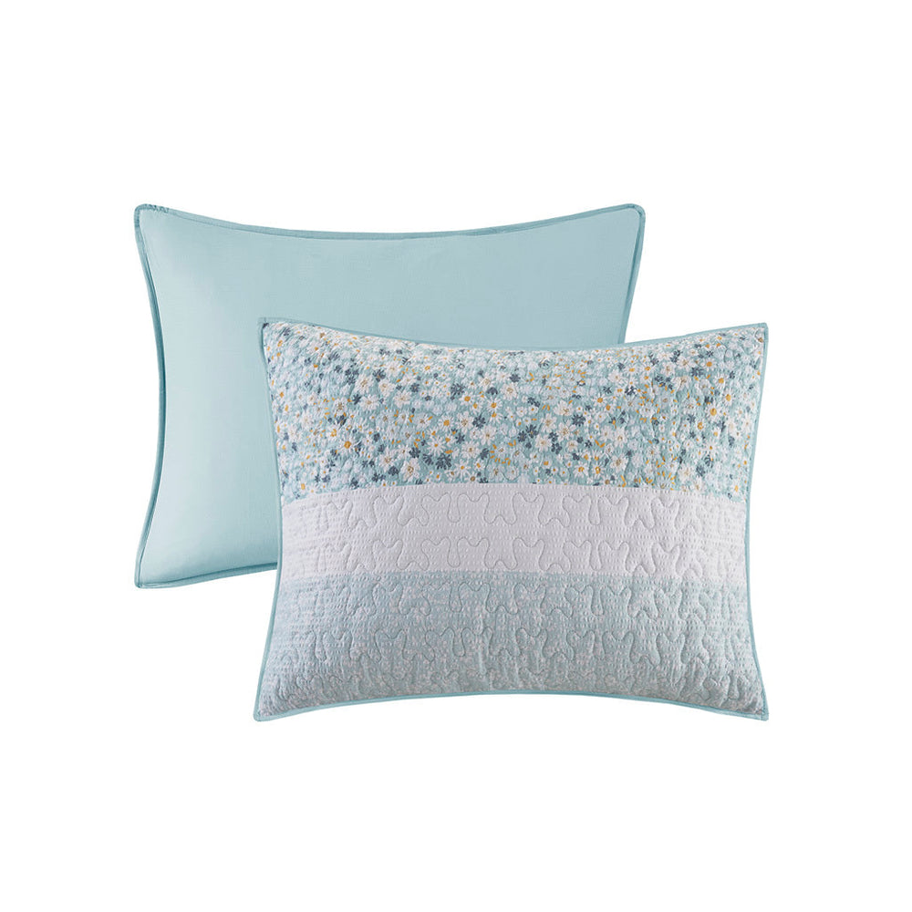 Full/Queen 4 Piece Seersucker Quilt Set with Throw Pillow Media 7