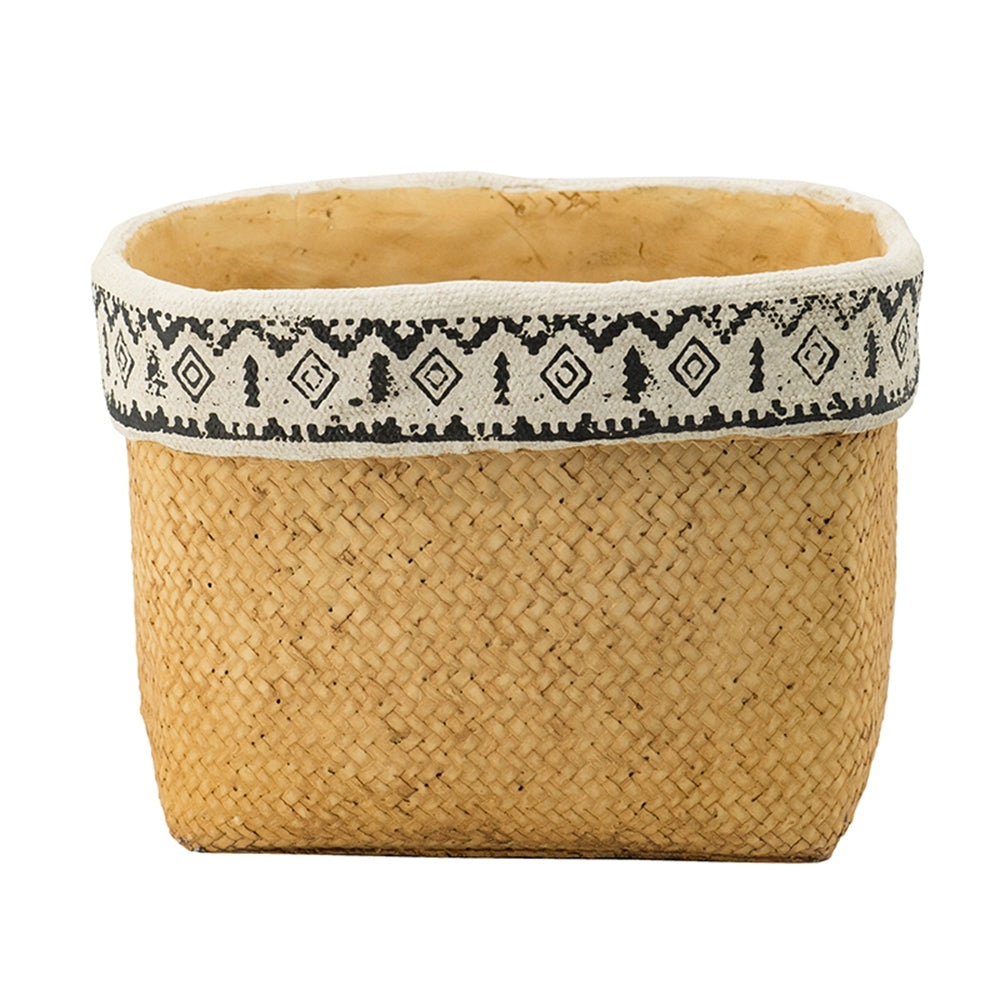 Set of 2 Rectangular Basket Planters with Geometric Trim, L:10.5x8.5x8' S:7.5x5.5x6.5' Media 3