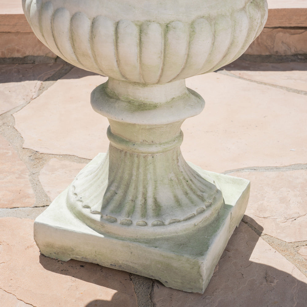 MGO GARDEN URN PLANTER Media 5
