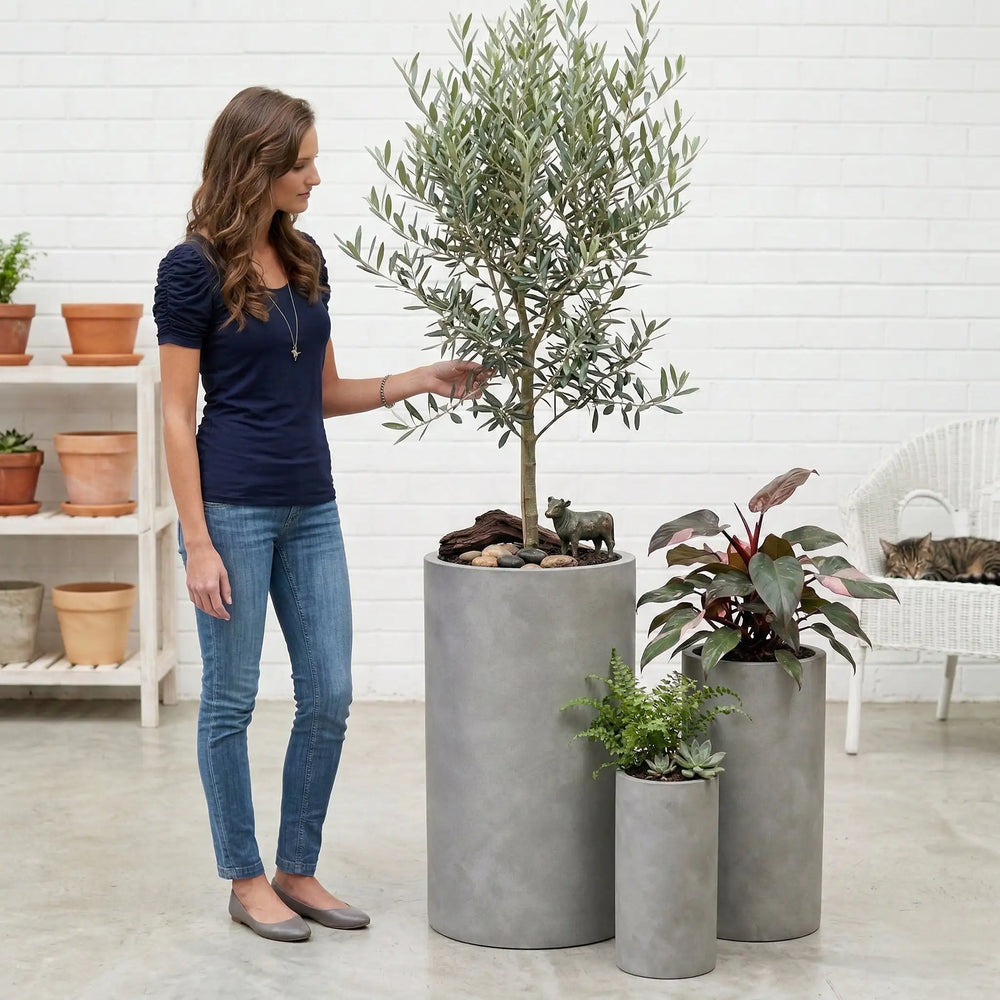 DTY Mount Oxford 15.7" D x 31.5" H (Pot Opening 11.0") Fiberstone Tall Planter with Drainage Hole, Weather Resistant for Indoor and Outdoor, 2 Extra Coco Mats - Black, Large