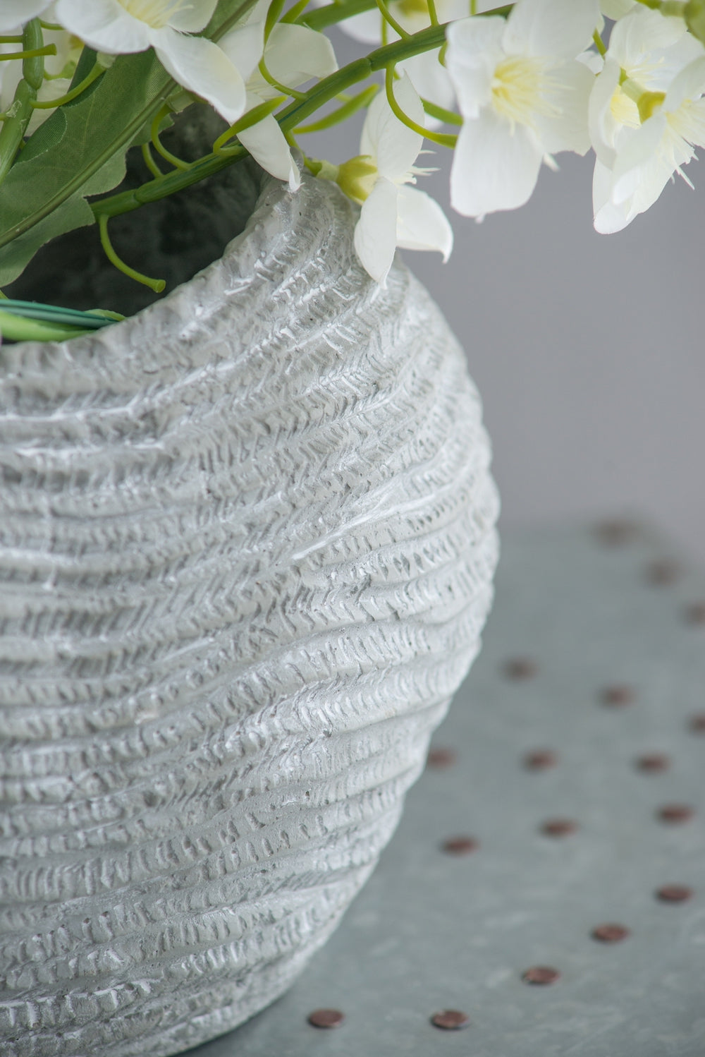 14.2x7.9x7.9' Cement Planter, Indoor Outdoor Garden Decor Media 12