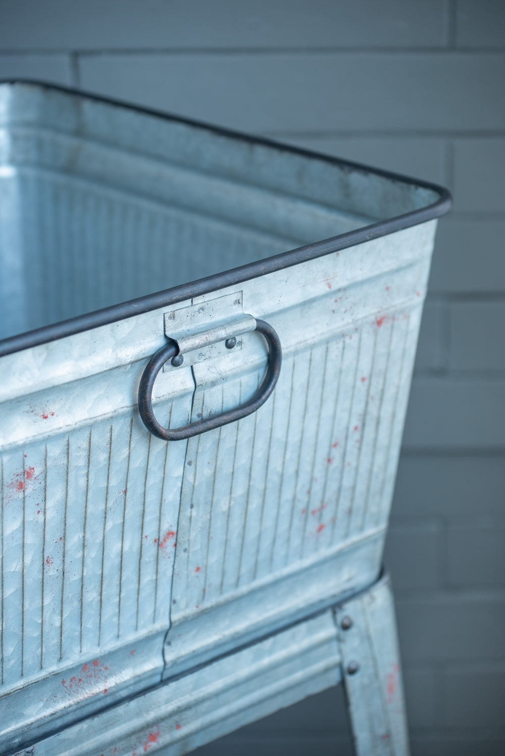 20.5x20.5x21' Large Perryman Galvanized Tub On Stand, for Plant Pot/Planter/ Metal Ice Buckets Media 8