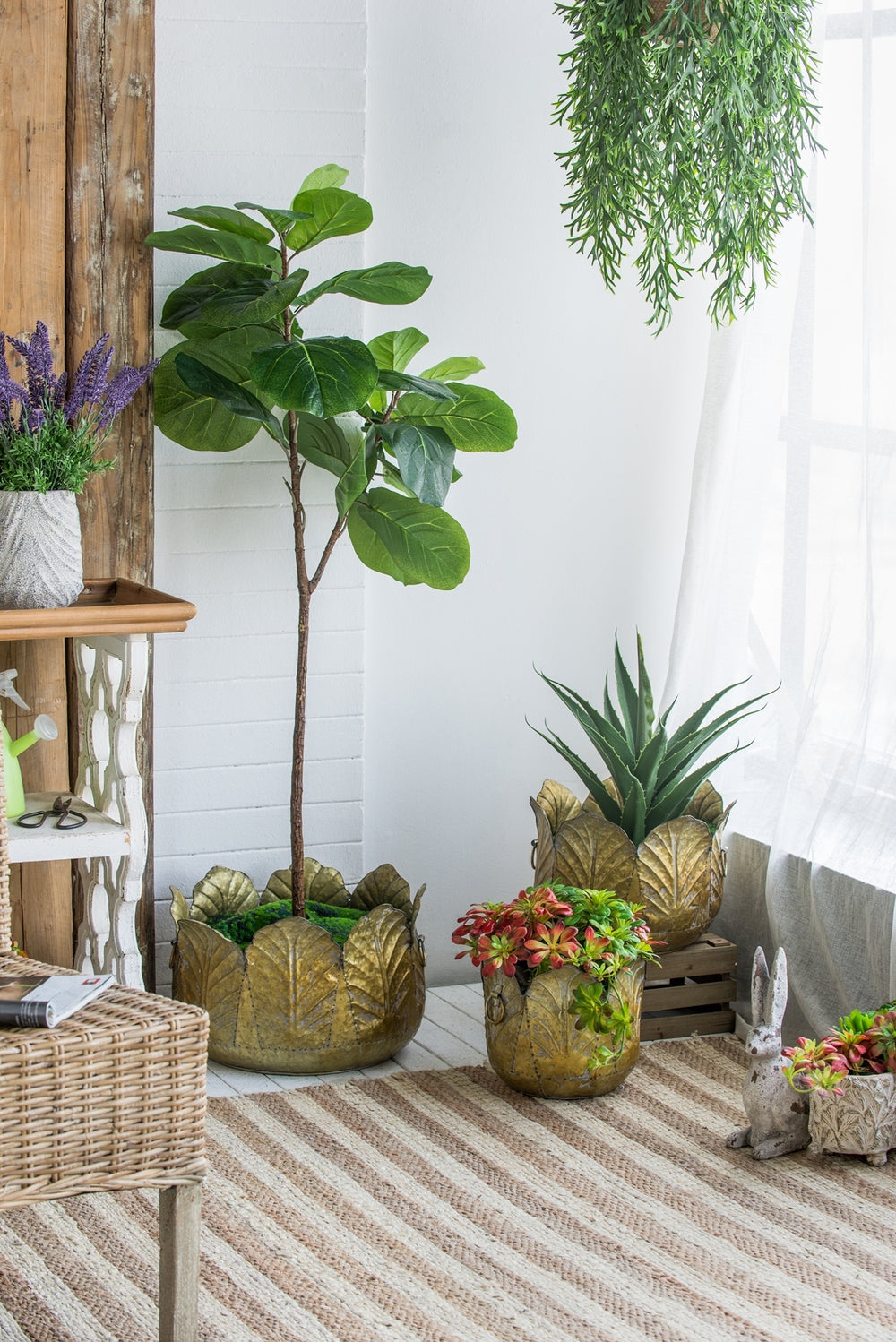 Set of 3 Metal Planter Distressed, L:17.7x17.7x11' M:15x15x10.2' S:11.5x11.5x10' Media 13