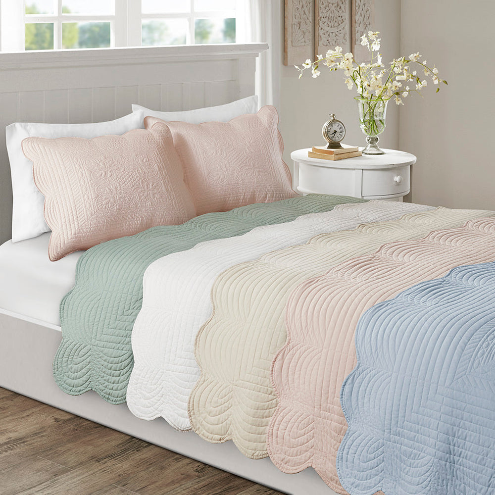 3 Piece Reversible Scalloped Edge Quilt Set Seafoam Full/Queen Media 15