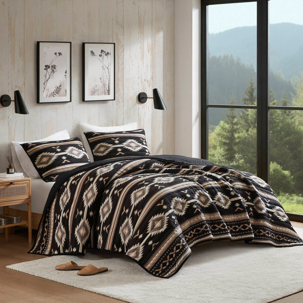 3- Piece Full/Queen Quilt Mini Set Media 1
