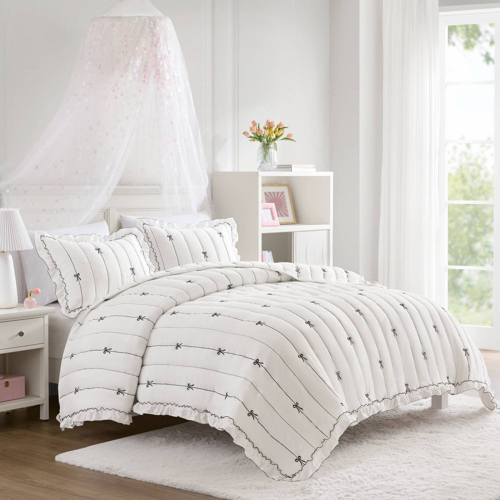 3- Piece Full/Queen Quilt Mini Set Media 13