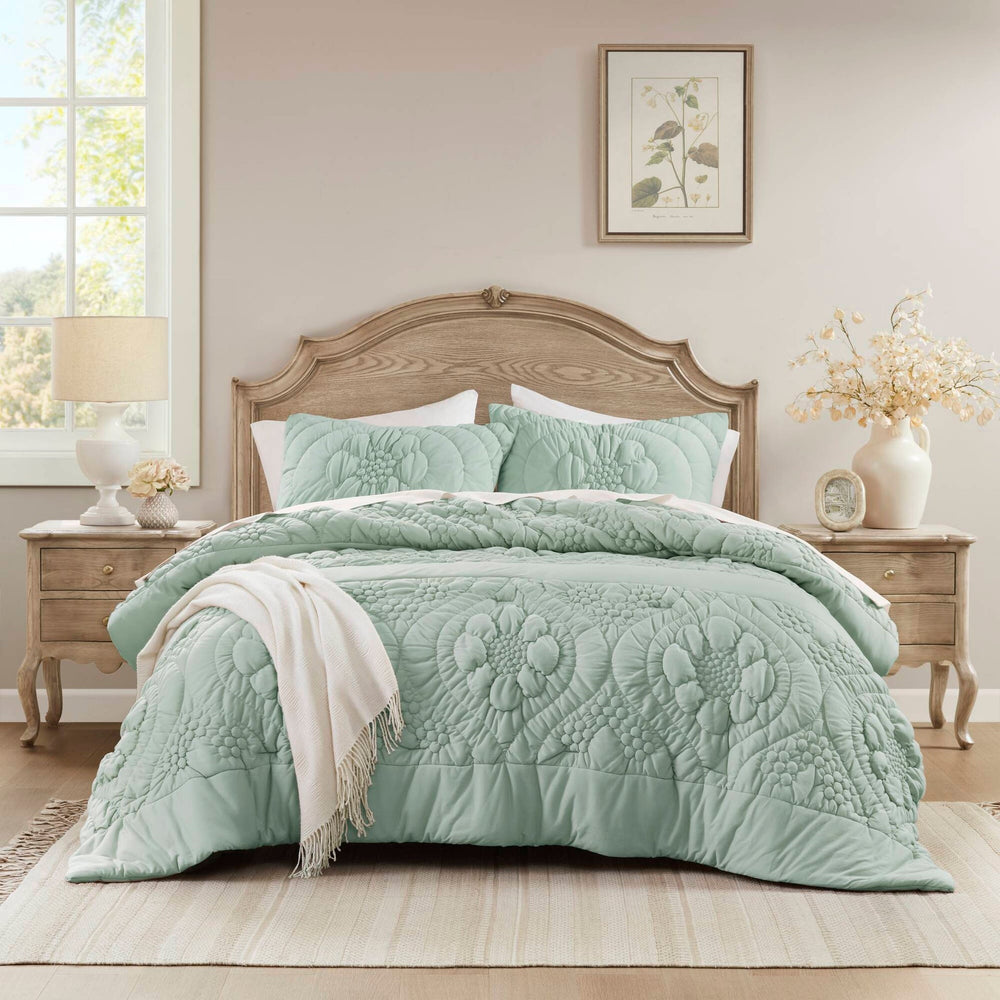 3-Piece King Comforter Set,Sage Media 1