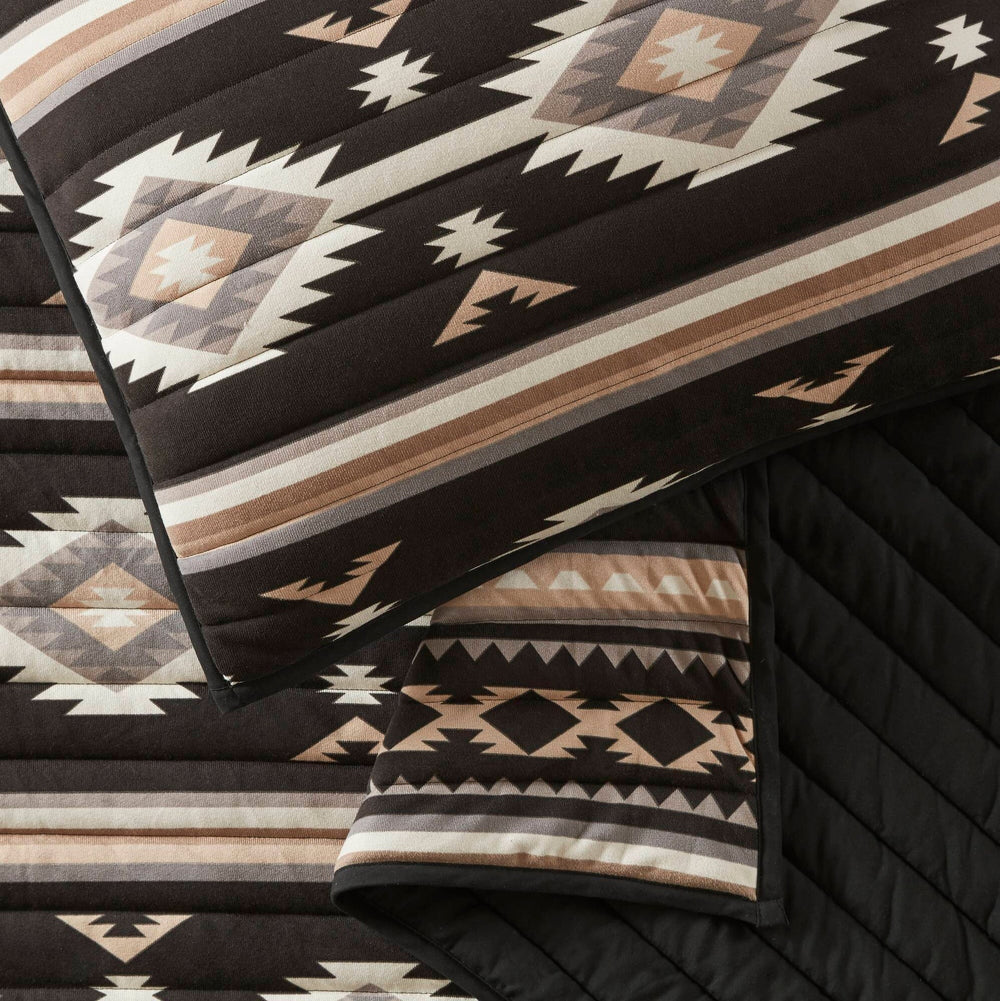 3- Piece Full/Queen Quilt Mini Set Media 17