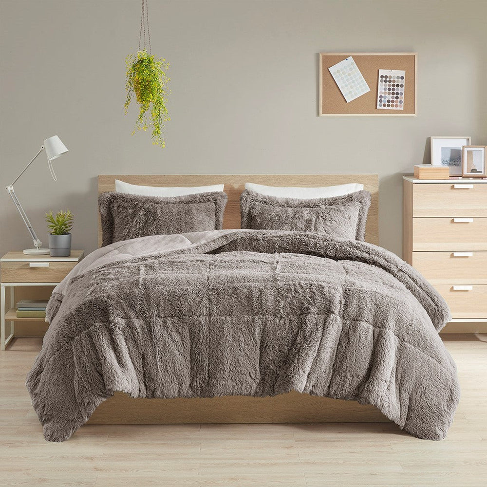 Full/Queen Shaggy Long Fur Comforter Mini Set Media 1