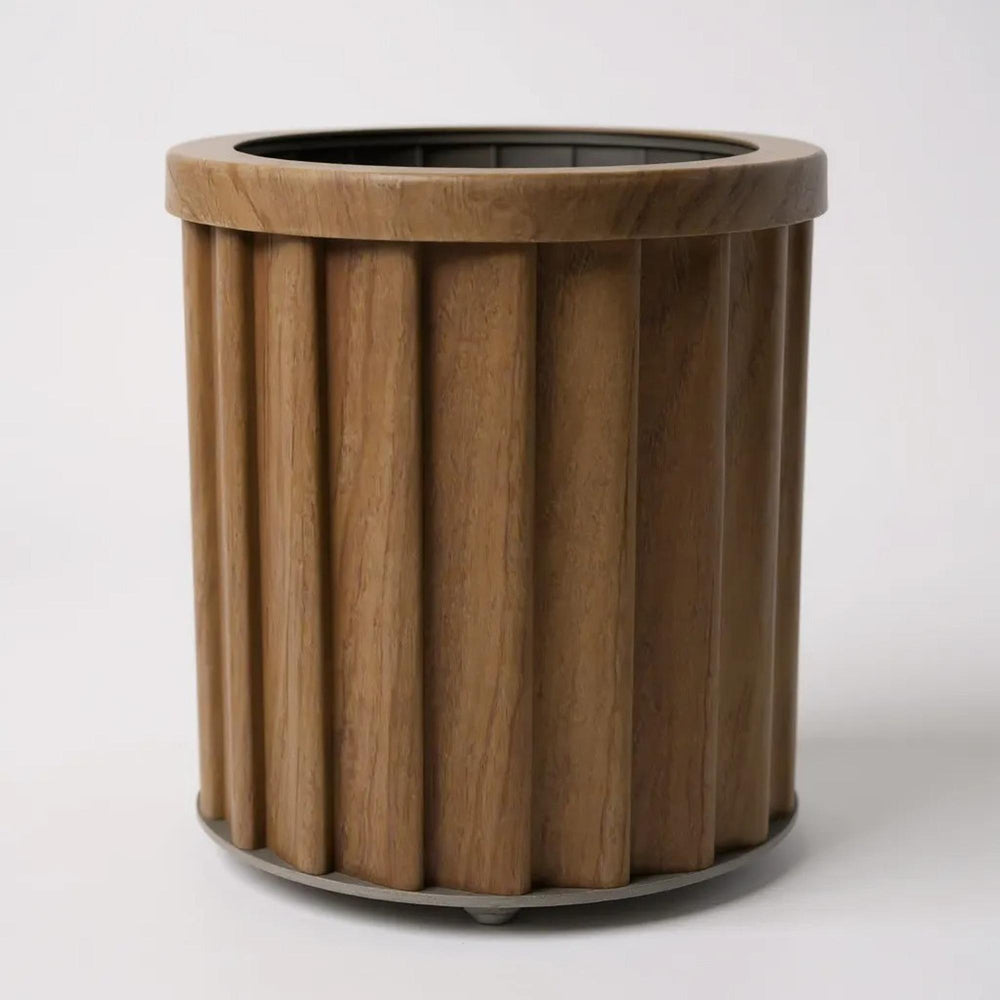 Round Strata Column Planter SM - Medium Brown Media 1