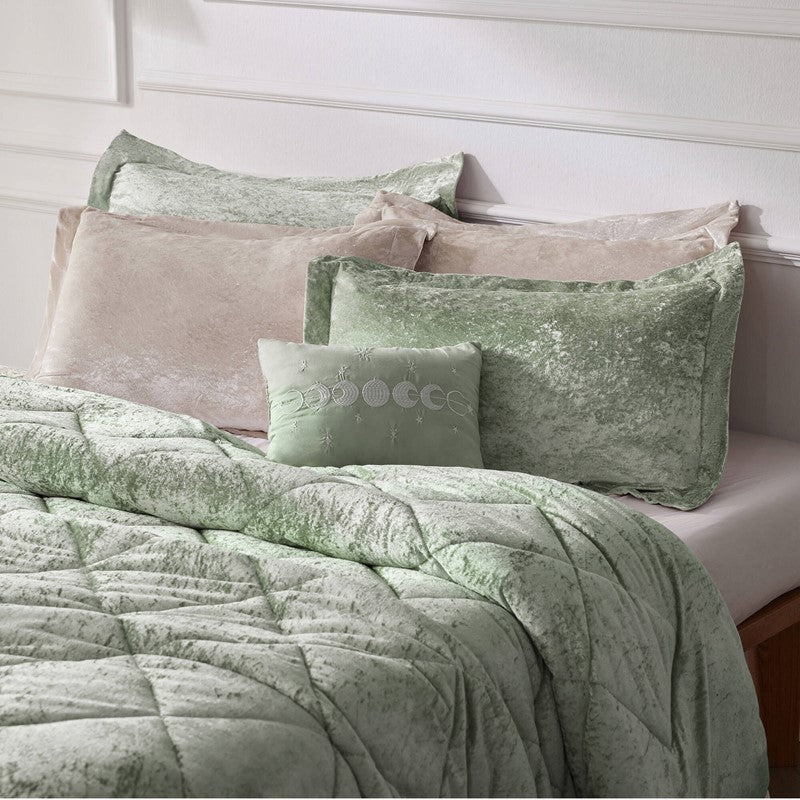 4PCS King/Cal King Velvet Duvet Cover Set with Throw Pillow Media 10