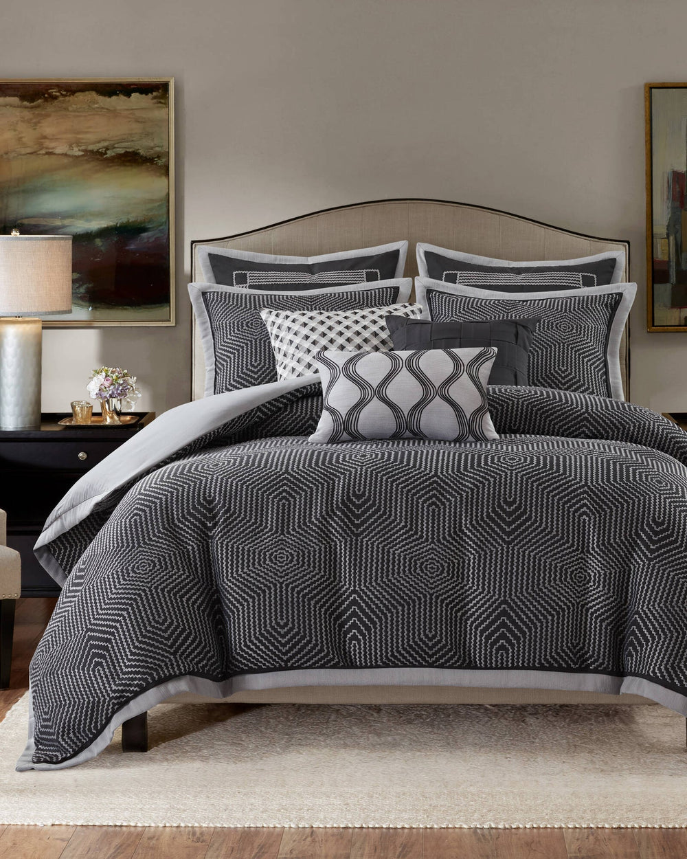8 Pieces Queen Comforter Set,Black Multi Media 5