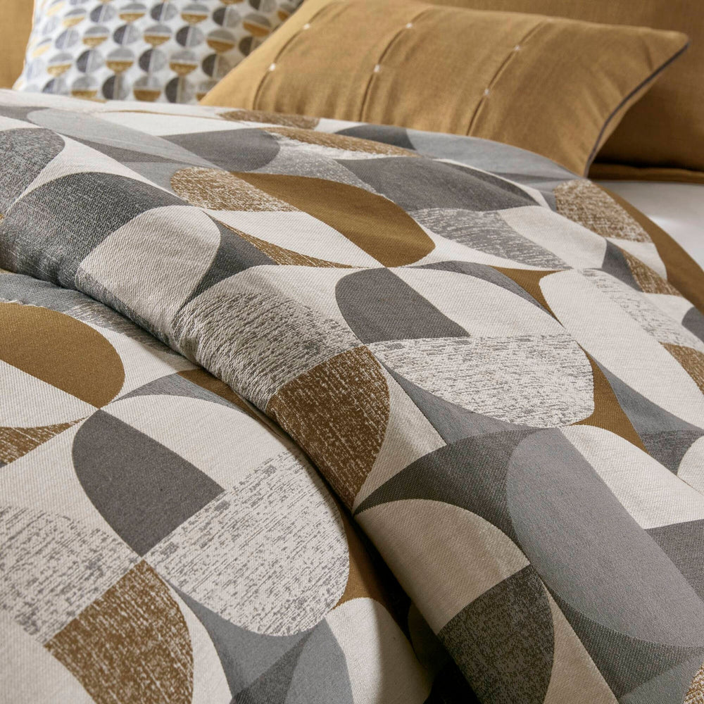 9 PCS King Jacquard Oversized Duvet Style Comforter Set Gold Media 17