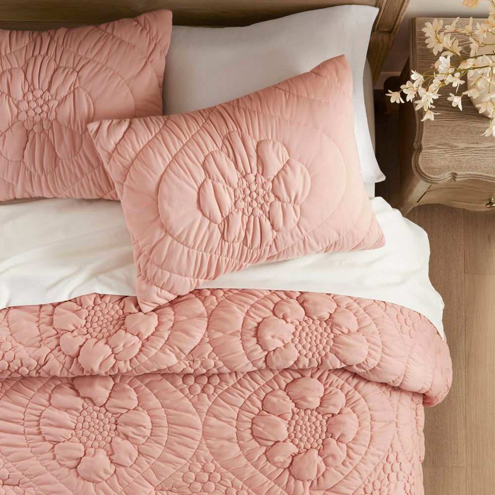 3-Piece Full/Queen Comforter Set,Pink Media 17