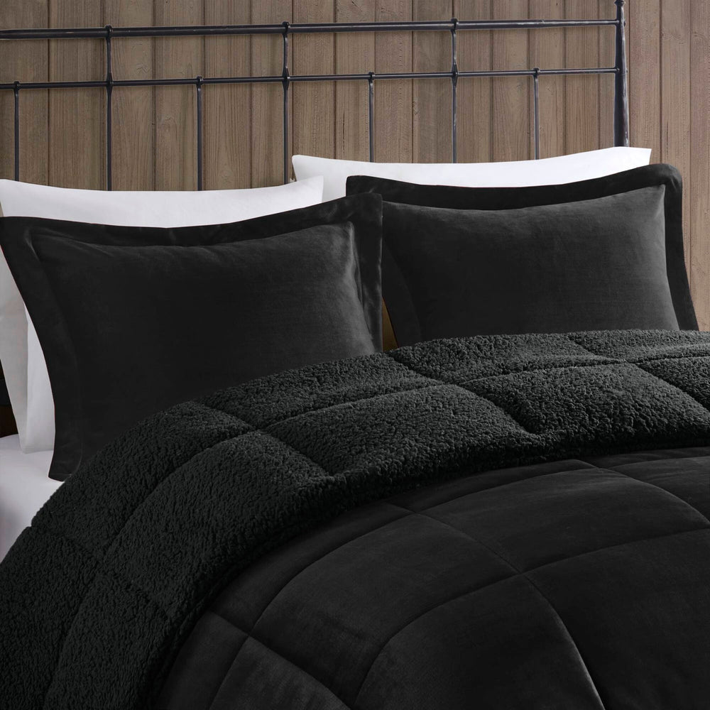 4-Piece King Plush to Sherpa Down Alternative Comforter Set,Black/Black Media 12