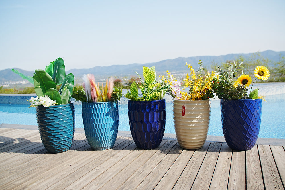 Ceramic Flowerpot, Modern Planter for Patio, Garden, Windowsill - Milk White Media 14