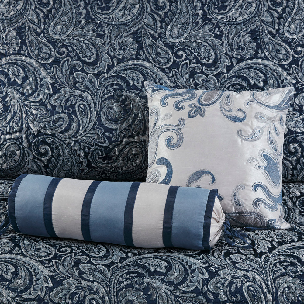 5 Piece Jacquard Bedspread Set with Throw Pillows Navy Queen Media 4