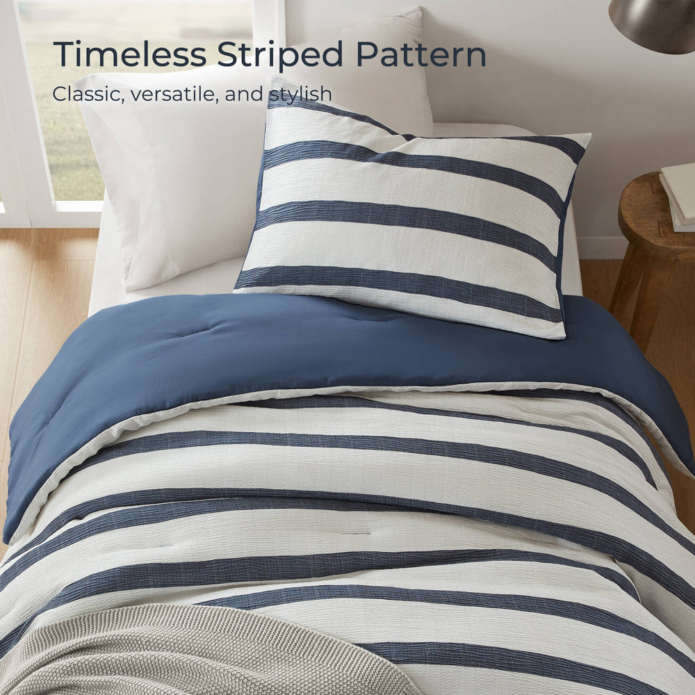2-Piece Twin/Twin XL Yarn-dyed striped comforter Media 3