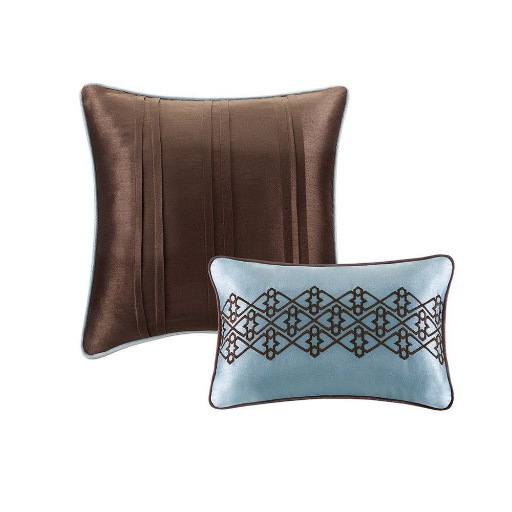 5 Piece Jacquard Quilt Set with Throw Pillows Blue Full/Queen Media 9