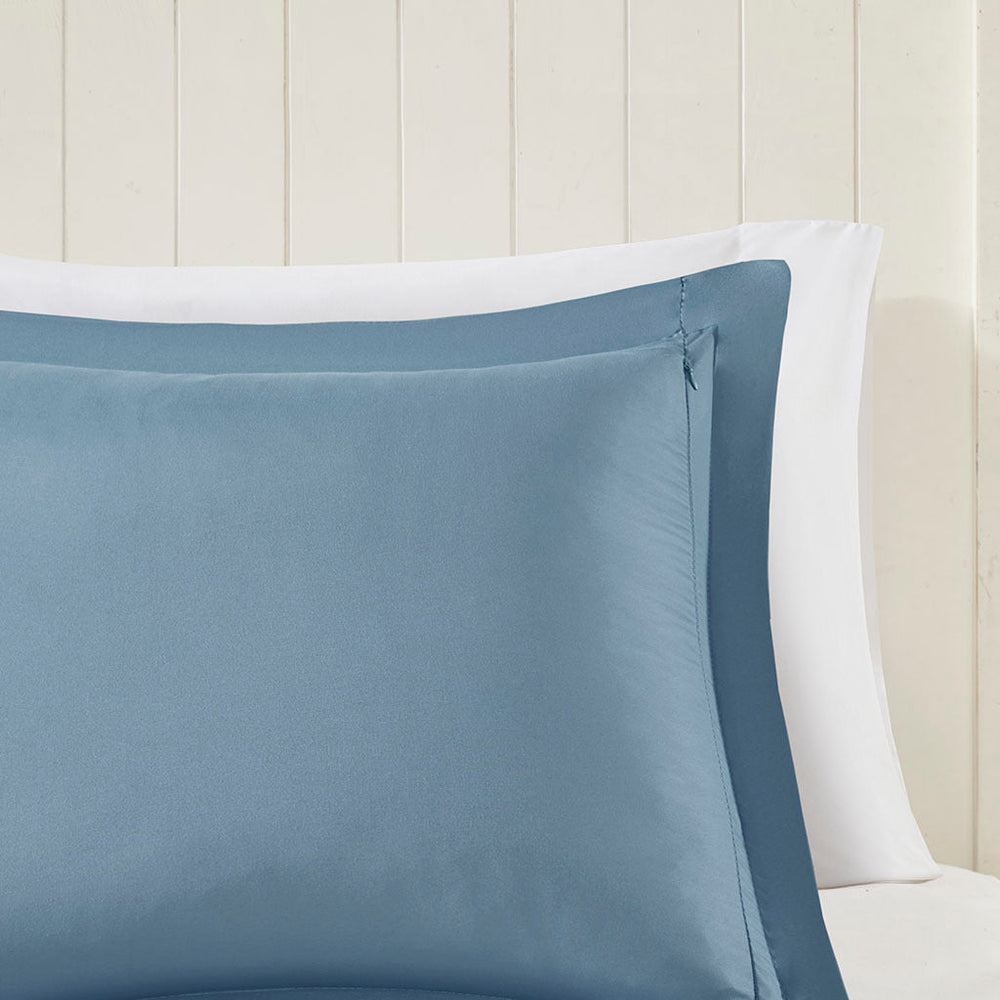 Full/Queen 3M Scotchgard Diamond Quilting Reversible Down Alternative Comforter Set Media 8