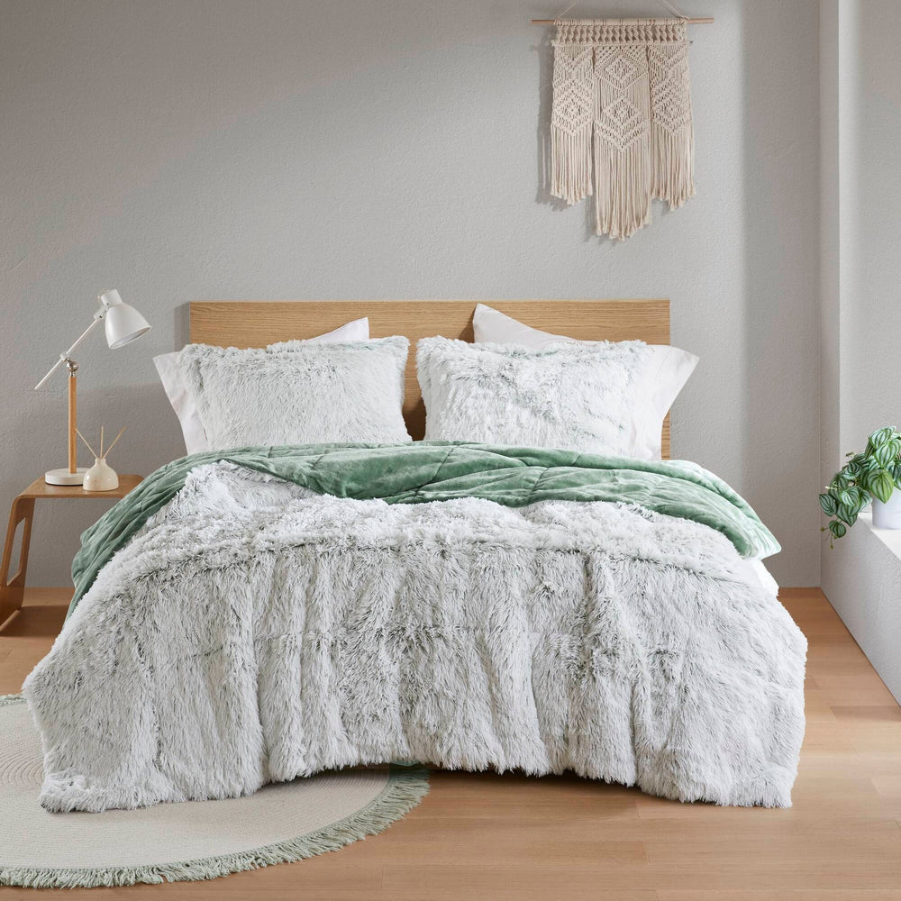 3 PCS King/Cal King Shaggy Faux Fur Comforter Mini Set Green/White Media 8