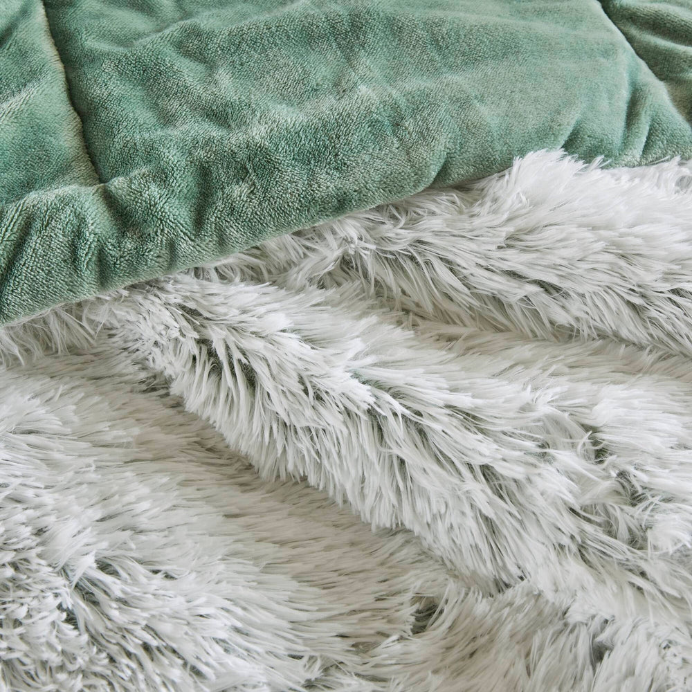 3 PCS Full/Queen Shaggy Faux Fur Comforter Mini Set Green/White Media 4