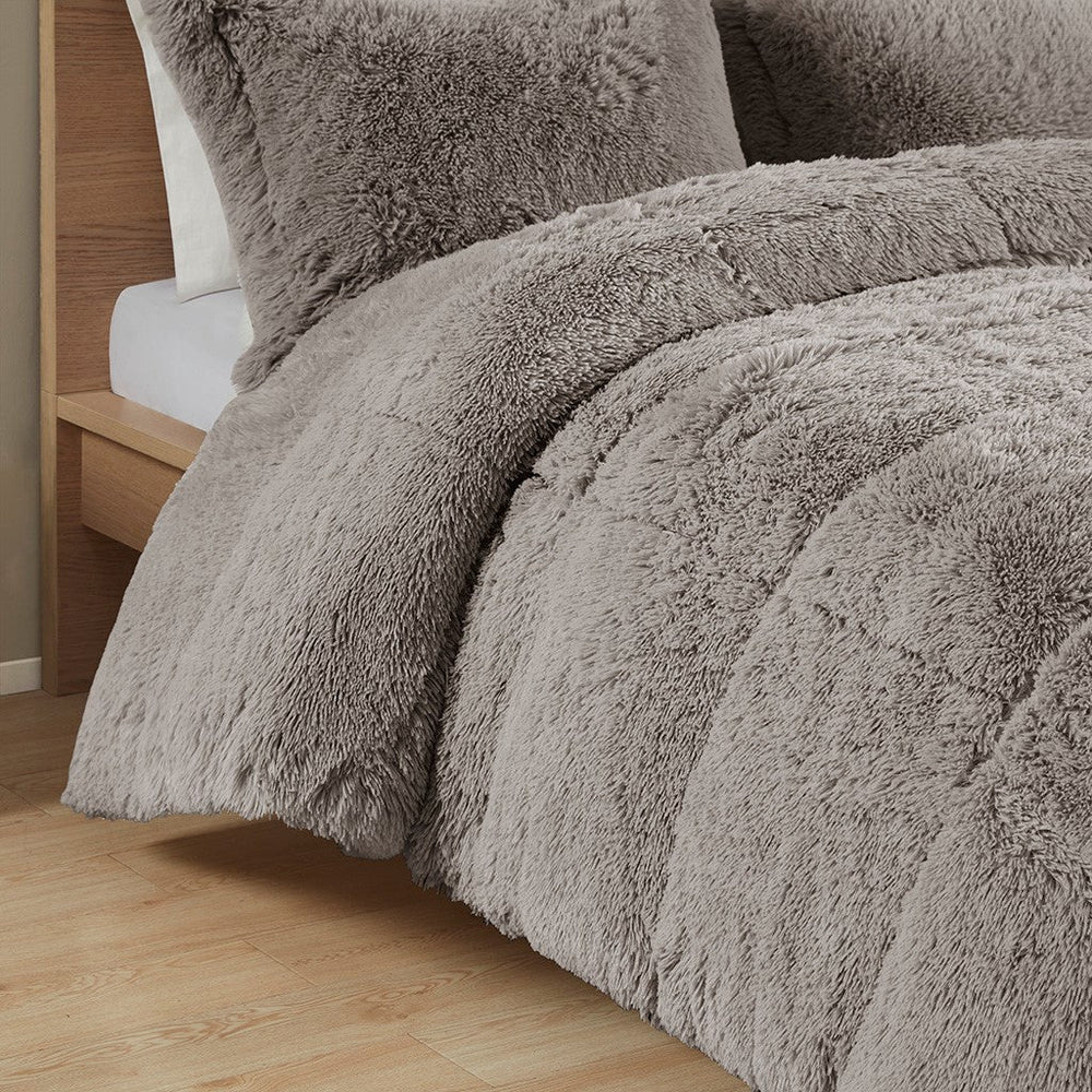 Full/Queen Shaggy Long Fur Comforter Mini Set Media 8