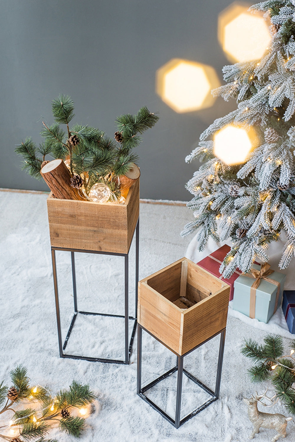 Set of 2 Reclaimed Wooden Box With Black Iron Stand, L:11x11x29.5' S:8.5x8.5x21.5' Media 21