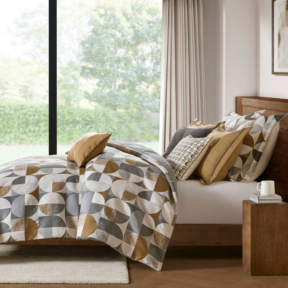 8 PCS Queen Jacquard Oversized Duvet Style Comforter Set Gold Media 18