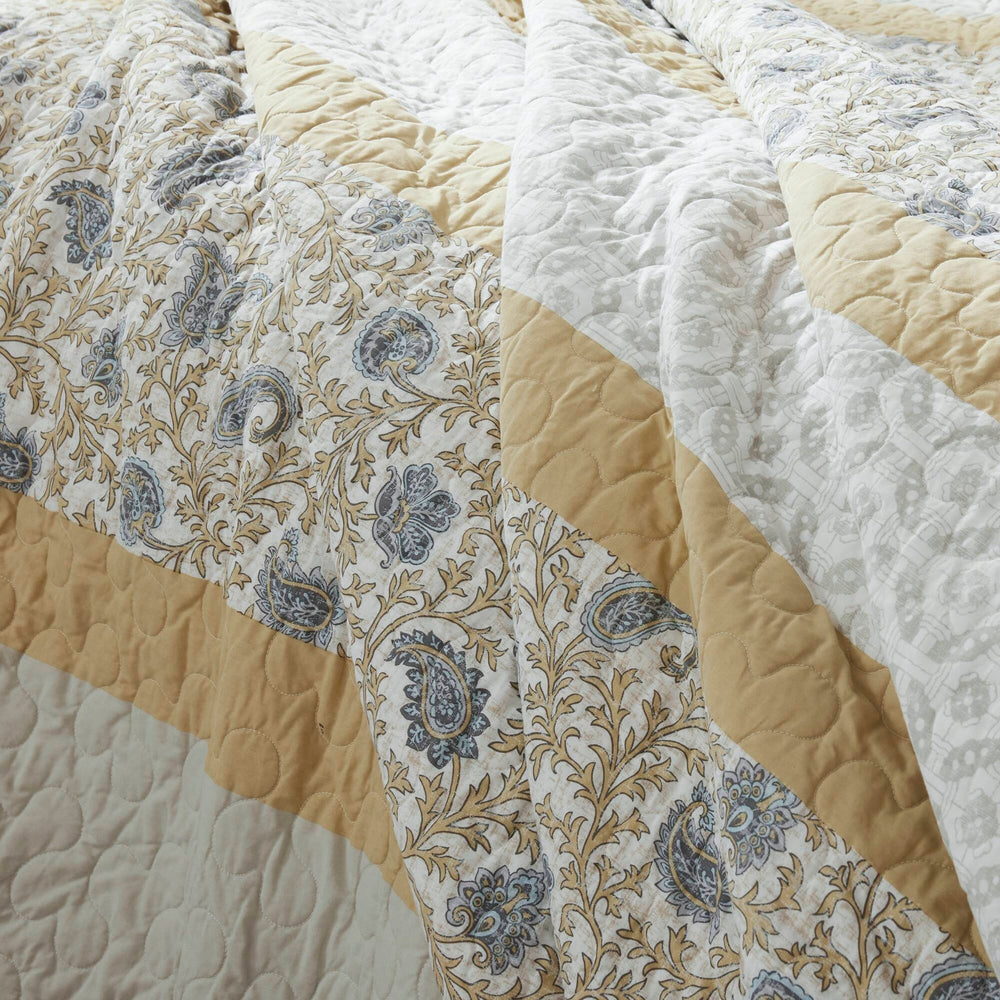 6 Piece Cotton Percale Quilt Set with Throw Pillows Yellow King/Cal King Media 4