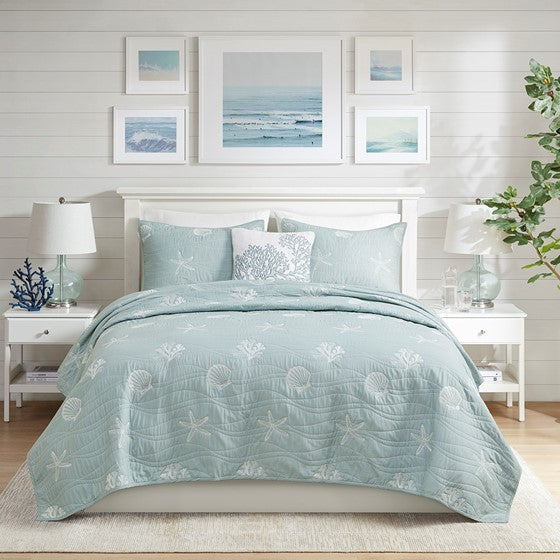 4 Piece Cotton Reversible Embroidered Quilt Set with Throw Pillow Aqua Full/Queen Media 3