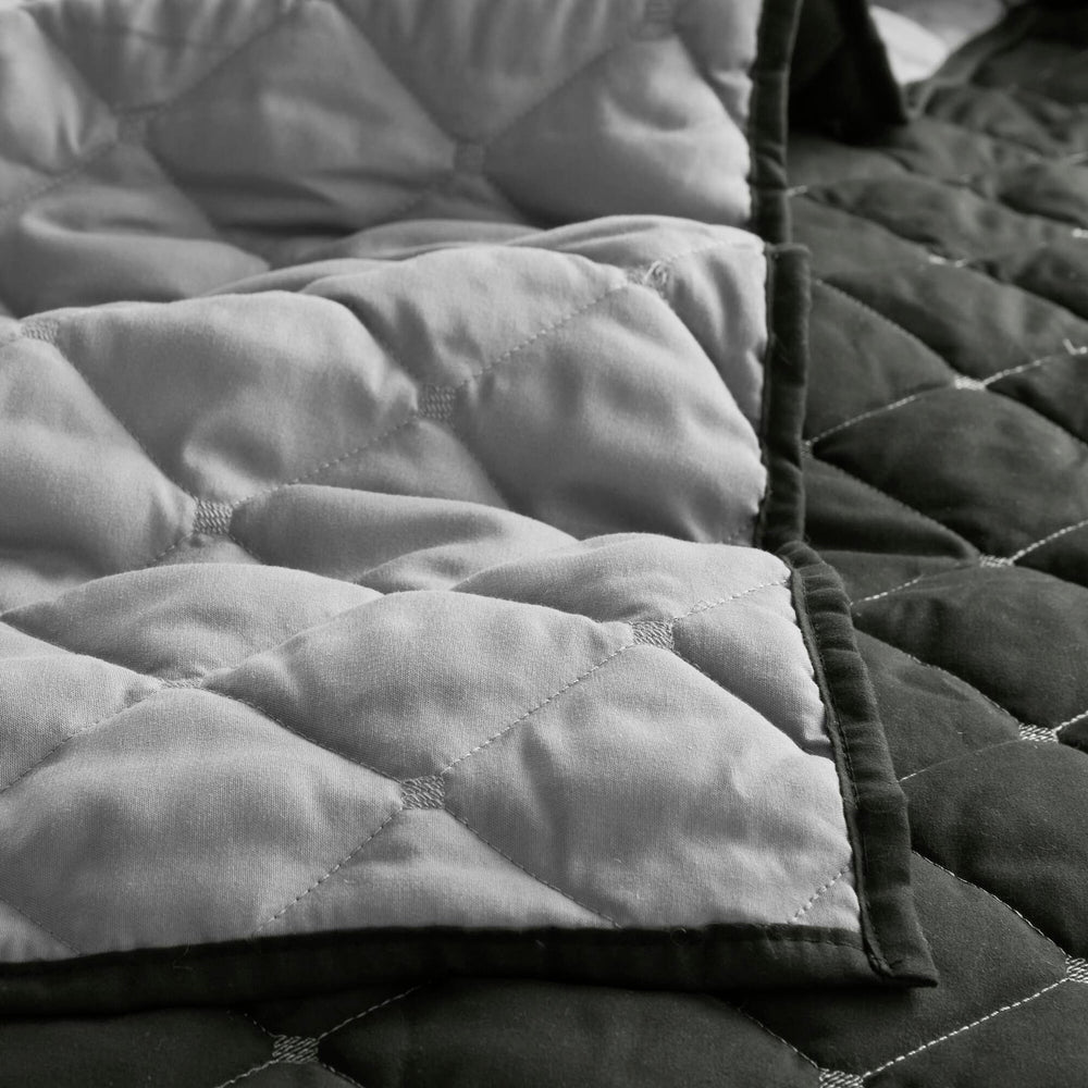 7 Piece Stripe Comforter and Quilt Set-King/Cal King Media 16