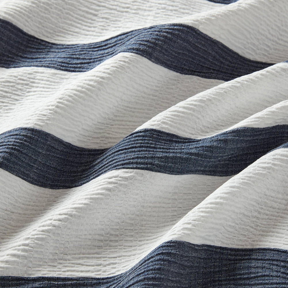 3-Piece King/Cal King Yarn-dyed striped comforter Media 2