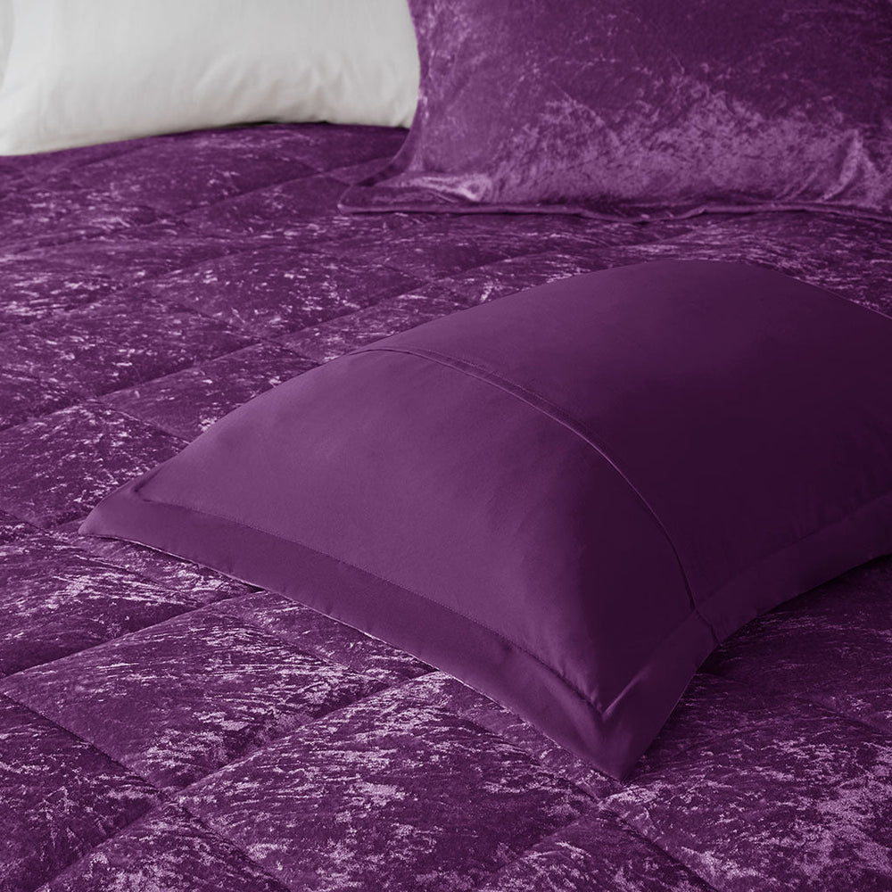 Full/Queen Velvet Comforter Set with Throw Pillow Media 11