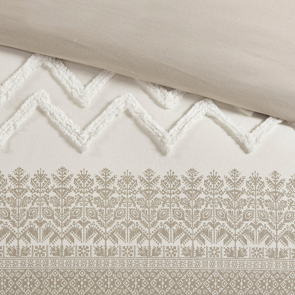 3 Piece Cotton Comforter Set with Chenille Tufting Taupe King/Cal King Media 13