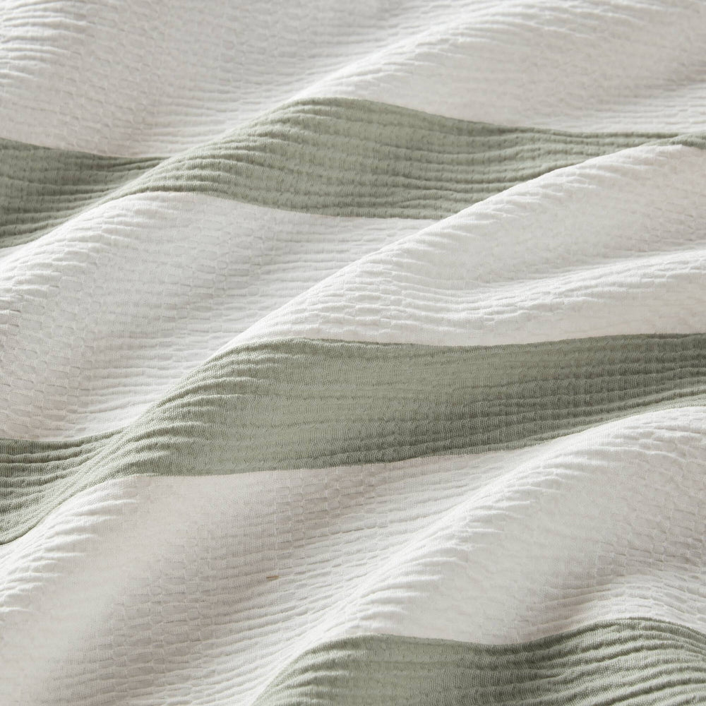 3-Piece Full/Queen Yarn-dyed striped comforter Media 10