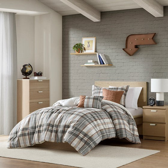 Twin/Twin XL Plaid Comforter Set Media 14