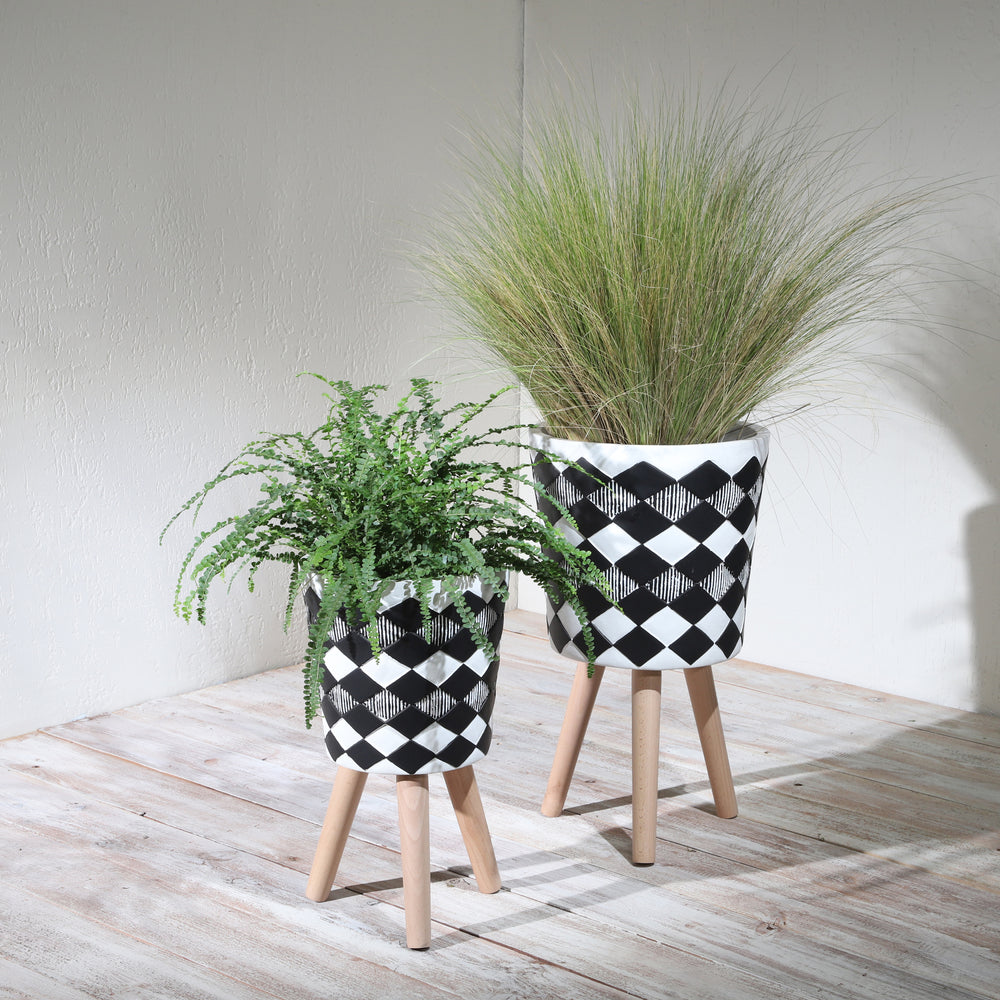 S/2 10/12' DIAMOND PLANTER W/ WOOD LEGS, BLACK(KD) Media 1