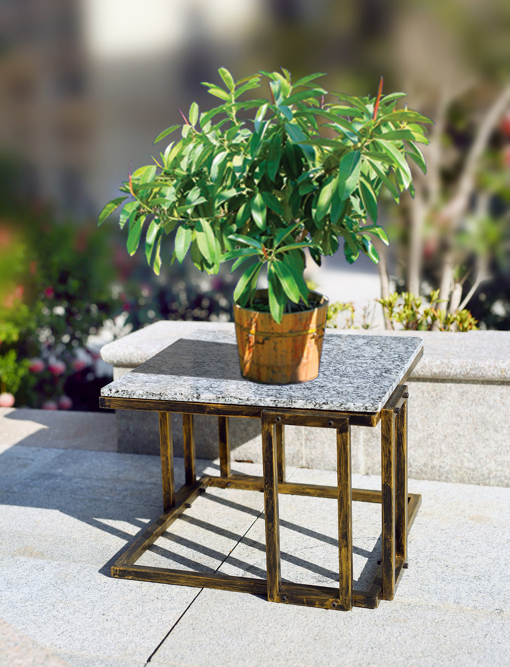 14.5' Granite Marble Black / Gold Plant Stand Media 4