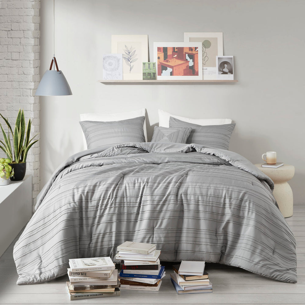 3 PCS Twin/Twin XL Cationic Dyed Clip Jacquard Comforter Set with Throw Pillow Gray