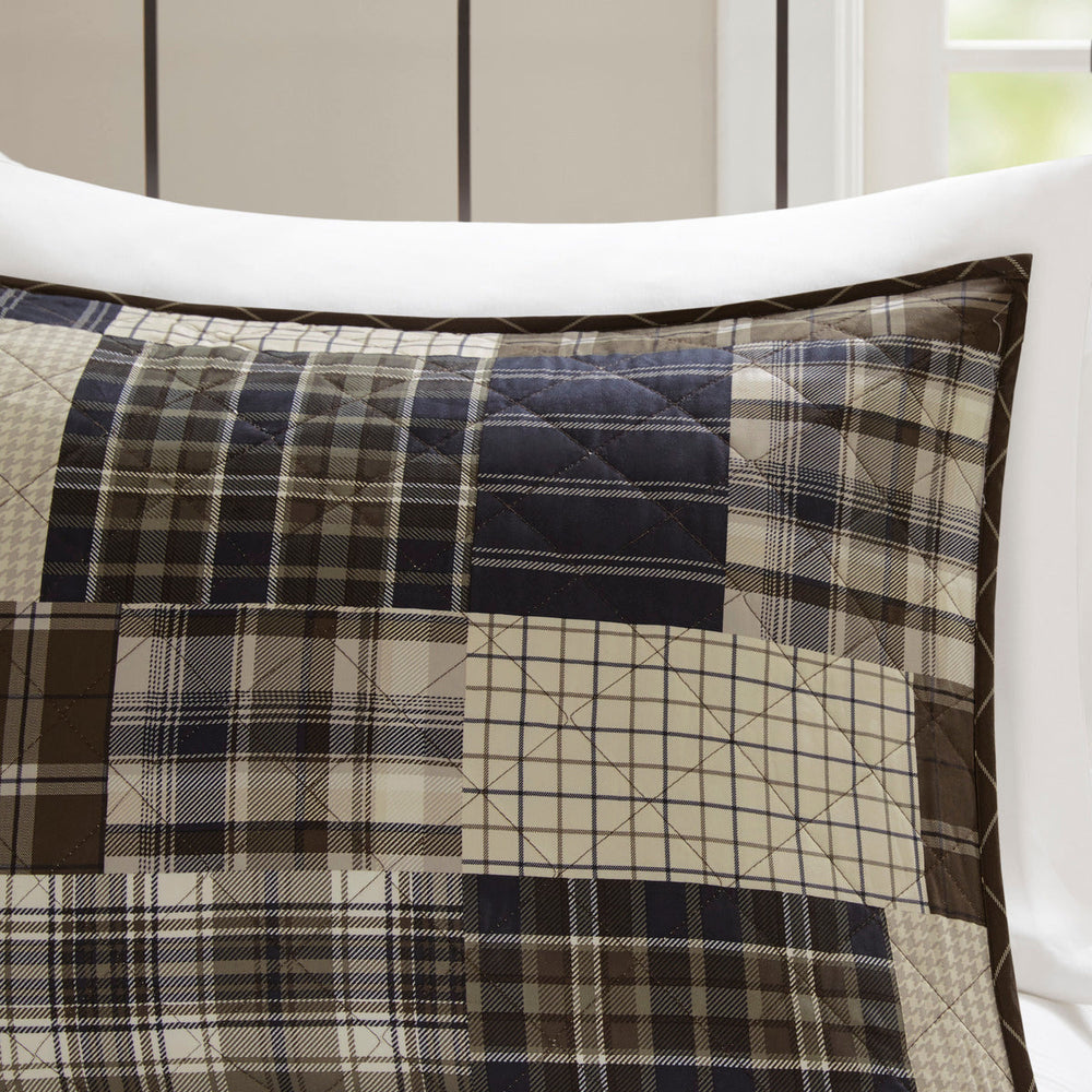 3 Piece Reversible Printed Quilt Set Black/Brown Full/Queen Media 14